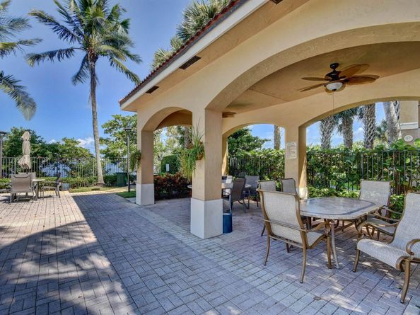 1000 Scotia Drive 204, Hypoluxo FL 33462