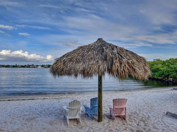 1000 Scotia Drive 204, Hypoluxo FL 33462
