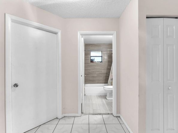 3501 NW 114th Ln, Coral Springs FL 33065