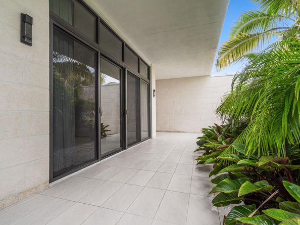 16529 Botaniko Dr N, Weston FL 33326