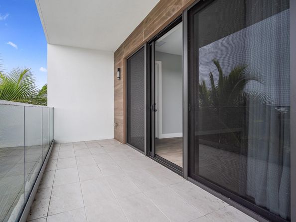 16529 Botaniko Dr N, Weston FL 33326
