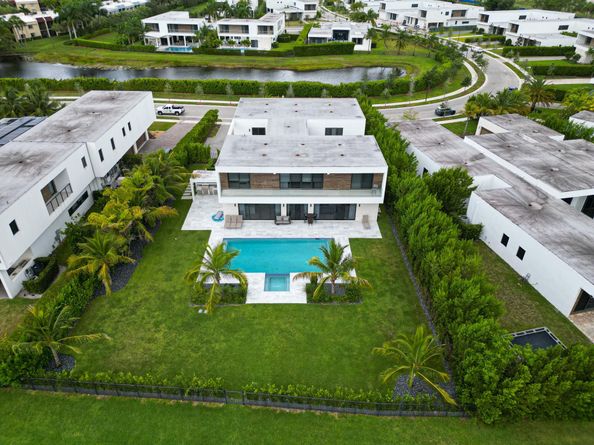16529 Botaniko Dr N, Weston FL 33326