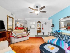 1124 NW 13th Street 204a, Boca Raton FL 33486