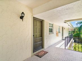 1124 NW 13th Street 204a, Boca Raton FL 33486