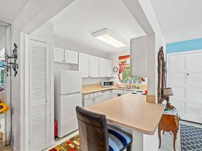 1124 NW 13th Street 204a, Boca Raton FL 33486