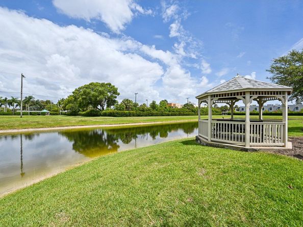 2808 Troubadour Street, Palm Springs FL 33406