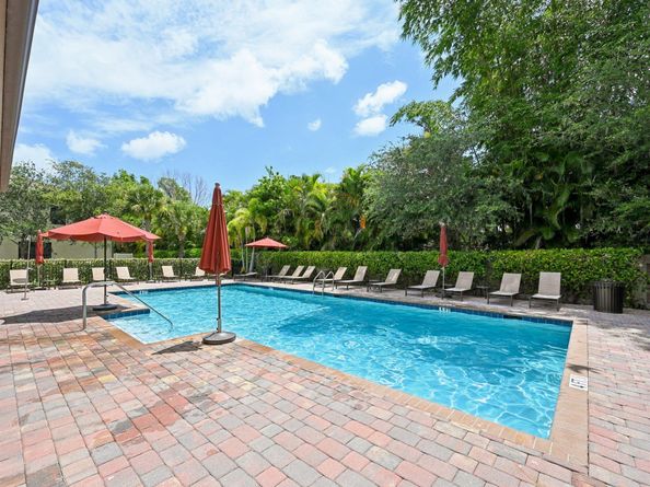 2808 Troubadour Street, Palm Springs FL 33406