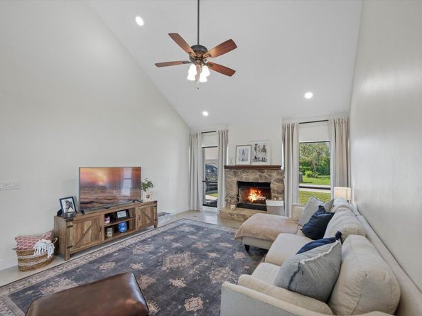 476 Golden Wood Way, Wellington FL 33414