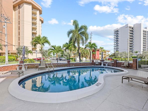 424 N Riverside Drive 306, Pompano Beach FL 33062