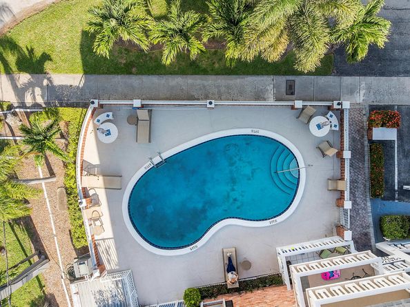 424 N Riverside Drive 306, Pompano Beach FL 33062