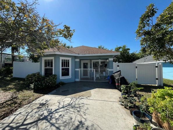 1006 22nd Street, West Palm Beach FL 33407