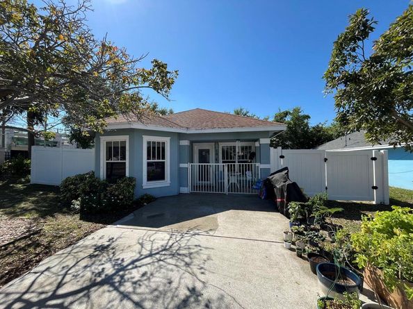 1006 22nd Street, West Palm Beach FL 33407