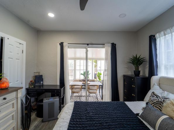 933 38th Street, West Palm Beach FL 33407