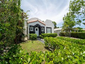 933 38th Street, West Palm Beach FL 33407
