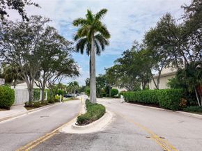 9967 NW 56th Pl 9967, Coral Springs FL 33076