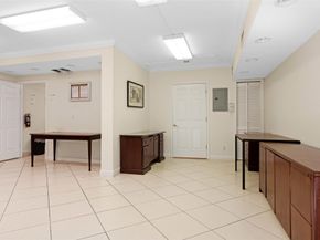924 SE 2nd St 7, Fort Lauderdale FL 33301