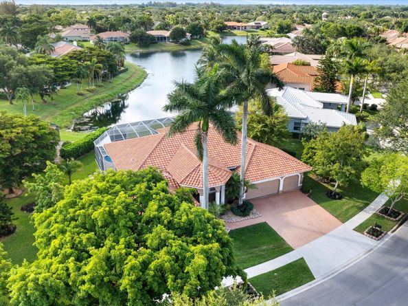 6689 NW 70th Pl, Parkland FL 33067
