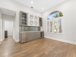 6689 NW 70th Pl, Parkland FL 33067