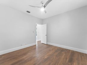 6689 NW 70th Pl, Parkland FL 33067