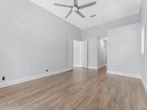 6689 NW 70th Pl, Parkland FL 33067