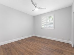 6689 NW 70th Pl, Parkland FL 33067