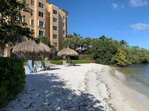 700 Scotia Drive 303, Hypoluxo FL 33462