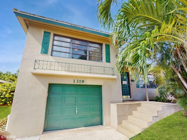 1319 Lake Erie Drive, Lake Worth FL 33461