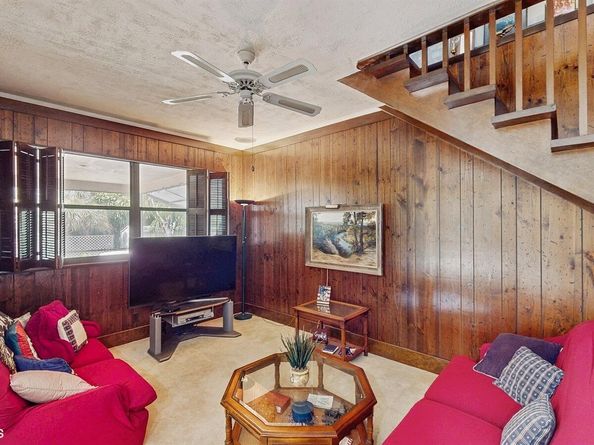 1319 Lake Erie Drive, Lake Worth FL 33461