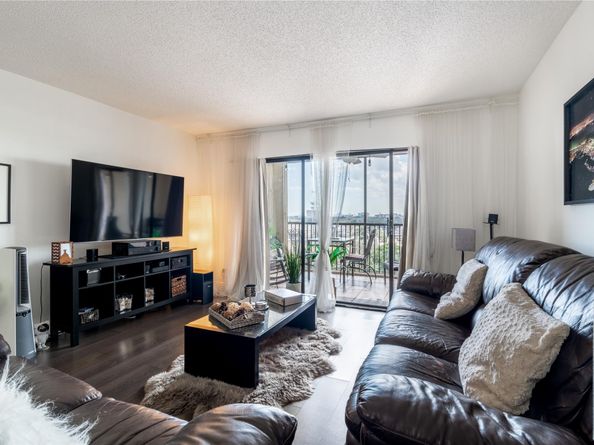 2206 S Cypress Bend Dr 803, Pompano Beach FL 33069