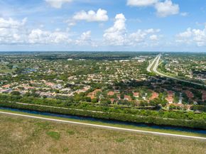 5711 NW 125th Avenue, Coral Springs FL 33076