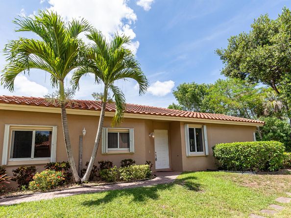 5711 NW 125th Avenue, Coral Springs FL 33076