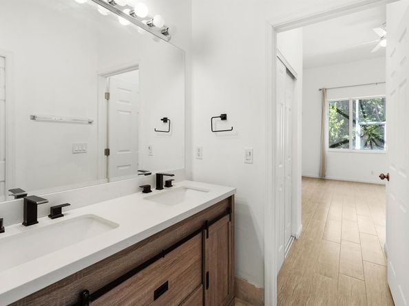 5711 NW 125th Avenue, Coral Springs FL 33076