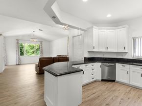 5711 NW 125th Avenue, Coral Springs FL 33076