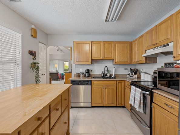 3809 Island Club Circle E, Lake Worth FL 33462
