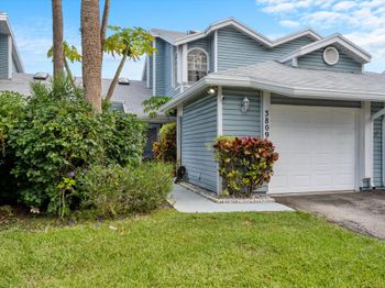 3809 Island Club Circle E