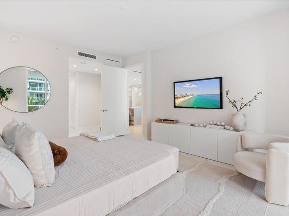 220 SE Mizner Boulevard 512, Boca Raton FL 33432