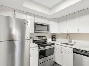 3708 SW 59th Terrace 68, Davie FL 33314
