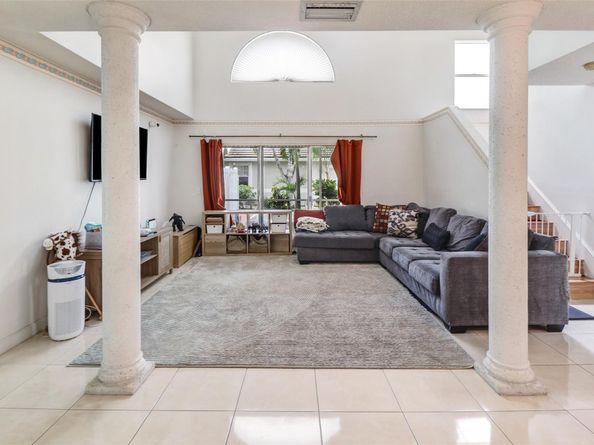 22488 Overture Cir, Boca Raton FL 33428