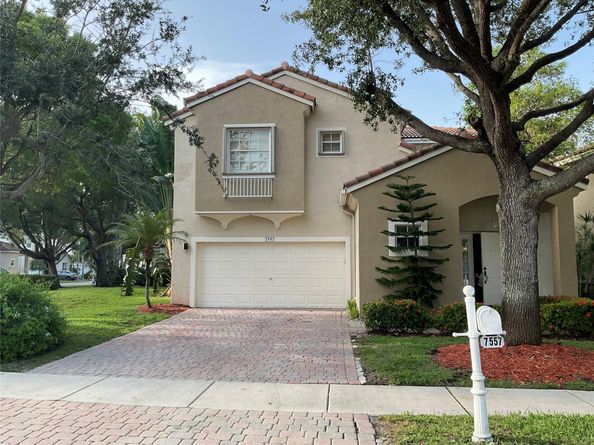 7557 NW 18th Dr, Hollywood FL 33024