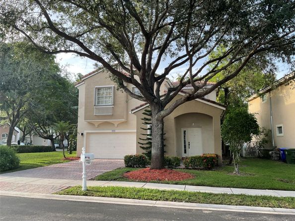 7557 NW 18th Dr, Hollywood FL 33024