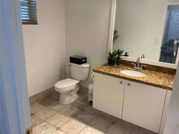 7557 NW 18th Dr, Hollywood FL 33024
