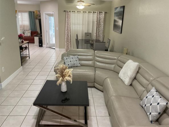 7557 NW 18th Dr, Hollywood FL 33024