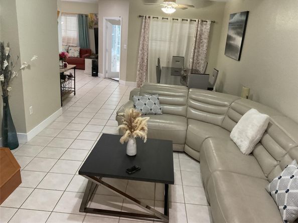 7557 NW 18th Dr, Hollywood FL 33024