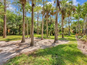 8140 NW 51st Pl, Coral Springs FL 33067