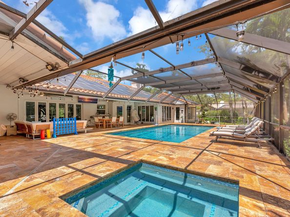 8140 NW 51st Pl, Coral Springs FL 33067