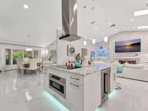 8140 NW 51st Pl, Coral Springs FL 33067