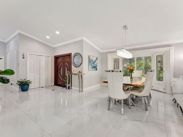 8140 NW 51st Pl, Coral Springs FL 33067
