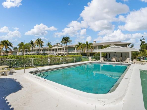 930 SE 9th Ave 16, Pompano Beach FL 33060