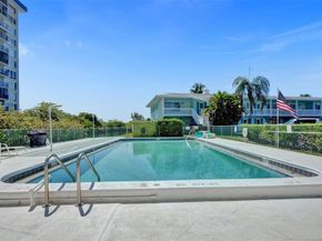930 SE 9th Ave 16, Pompano Beach FL 33060