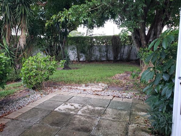 5020 Petal Place A, Delray Beach FL 33484